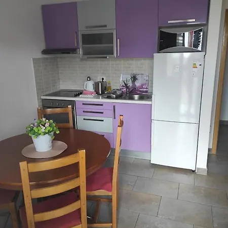Apartment Radalj *