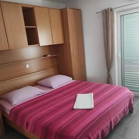 Apartment Radalj